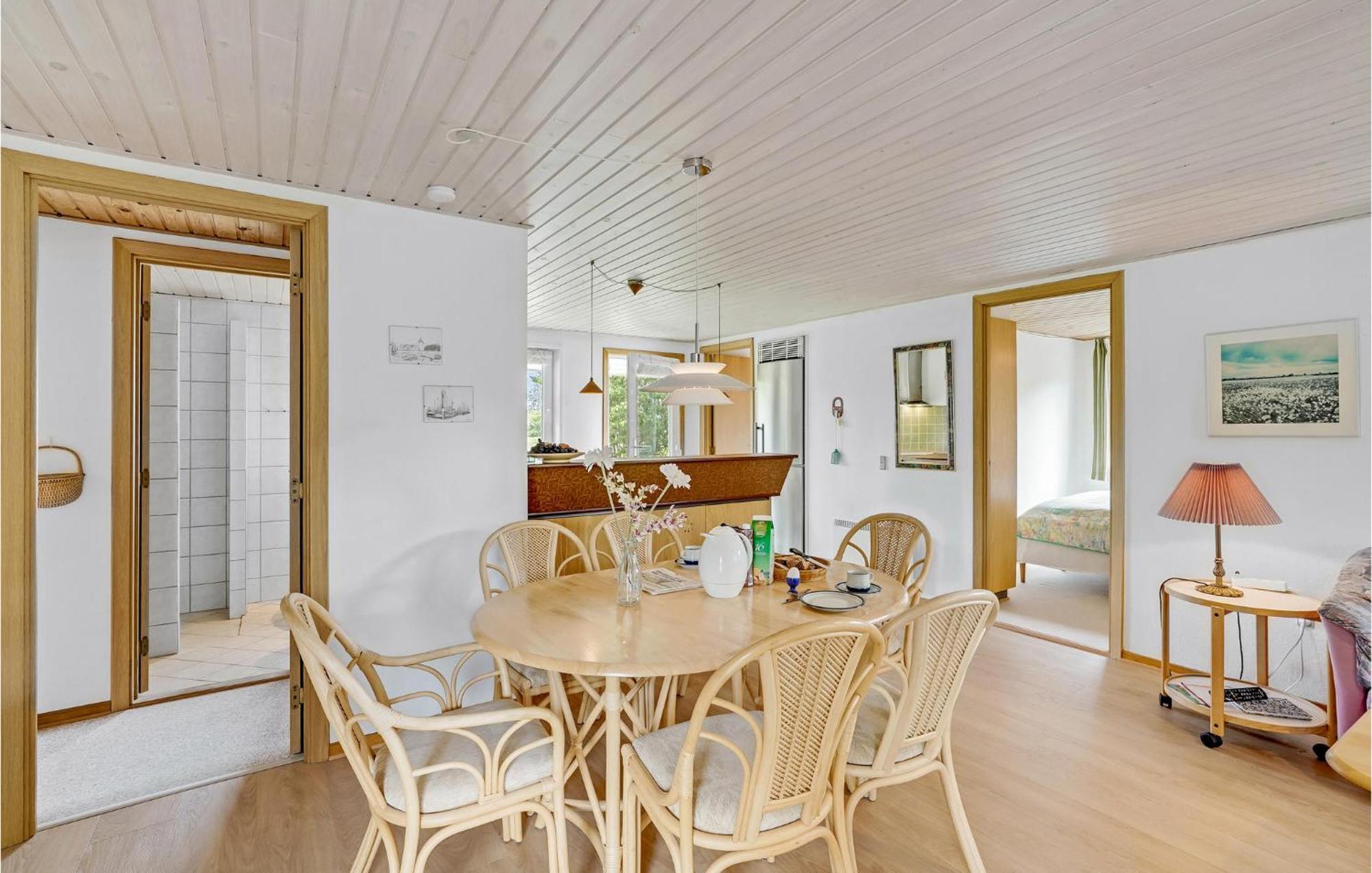 Cozy Home In Romo With Kitchen Tagholm Eksteriør bilde